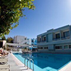 Nereus Hotel бассейн фото 2