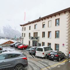 Отель Unique Hotel Eden Superior Швейцария, Санкт-Мориц - отзывы, цены и фото номеров - забронировать отель Unique Hotel Eden Superior онлайн парковка