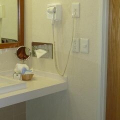 Отель Holiday Inn Express Guadalajara Expo ванная фото 2