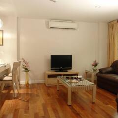 Отель Nara Suite Residence Бангкок комната для гостей