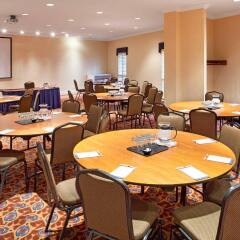 Отель The Novotel Toronto Centre Канада, Торонто - отзывы, цены и фото номеров - забронировать отель The Novotel Toronto Centre онлайн помещение для мероприятий фото 2
