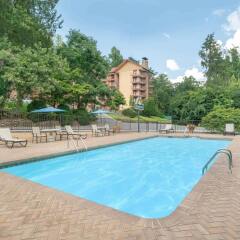 Отель Days Inn by Wyndham Gatlinburg On The River бассейн фото 2