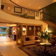 The Feversham Arms Hotel & Verbena Spa интерьер отеля