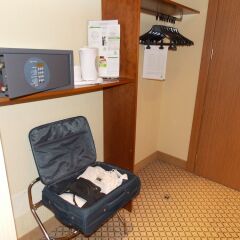 Отель Holiday Inn Milan Linate Airport Пескьера-Борромео сейф в номере