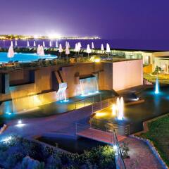 Отель The Kresten Royal Villas & Spa бассейн фото 3