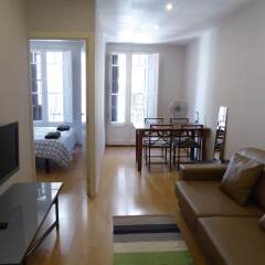 Отель Aparteasy | Your Rental Solution Барселона комната для гостей