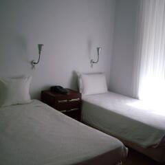 Отель Pensao Residencial Camoes комната для гостей фото 3