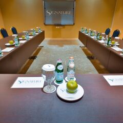 Signature Hotel Al Barsha фото 7