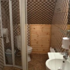 Spēlmaņu krogs in Kuldiga, Latvia from 61$, photos, reviews - zenhotels.com bathroom