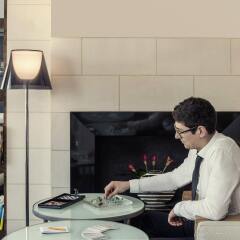 Отель Mercure Paris Saint Lazare Monceau интерьер отеля