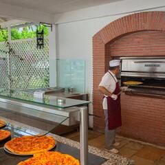 Отель TUI Family Life Kerkyra Golf Греция, Корфу - отзывы, цены и фото номеров - забронировать отель TUI Family Life Kerkyra Golf онлайн питание фото 3