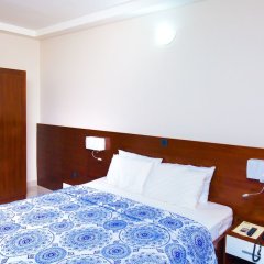 Monarch Hotel in Accra, Ghana from 122$, photos, reviews - zenhotels.com guestroom