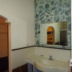 Отель The Guaras Hostal - Hostel Гондурас, Сан-Педро-Сула - отзывы, цены и фото номеров - забронировать отель The Guaras Hostal - Hostel онлайн ванная