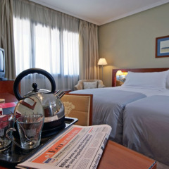 TRYP Madrid Alameda Aeropuerto Hotel Мадрид с домашними животными