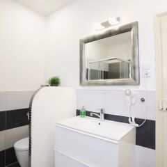 Отель Old Town Square Apartments Чехия, Прага - отзывы, цены и фото номеров - забронировать отель Old Town Square Apartments онлайн ванная