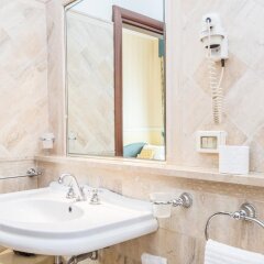 Отель Il Gattopardo Relais Италия, Рим - 1 отзыв об отеле, цены и фото номеров - забронировать отель Il Gattopardo Relais онлайн ванная
