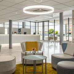 Отель NH Amsterdam Schiphol Airport Нидерланды, Хофддорп - 3 отзыва об отеле, цены и фото номеров - забронировать отель NH Amsterdam Schiphol Airport онлайн интерьер отеля фото 2