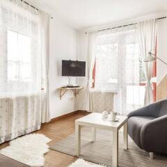 Отель Apartamenty pod Lipkami w Centrum z balkonami (parking) комната для гостей фото 3