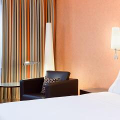 Отель The Westin Grand Frankfurt удобства в номере фото 2