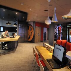 Отель ibis Marseille Est La Valentine интерьер отеля