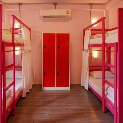 April 24 Home Hostel Бангкок детские мероприятия