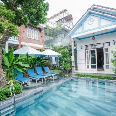 Отель An Bang River Lake Villa бассейн