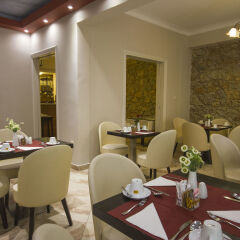 Отель Ambrosia Suites & Aparts питание фото 3