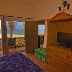 Отель Las Mananitas LM BB2 2 Bedroom Condo By Seaside Los Cabos Мексика, Сан-Хосе-дель-Кабо - отзывы, цены и фото номеров - забронировать отель Las Mananitas LM BB2 2 Bedroom Condo By Seaside Los Cabos онлайн комната для гостей фото 2