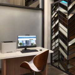 Отель Fairfield by Marriott Montreal Downtown Канада, Монреаль - отзывы, цены и фото номеров - забронировать отель Fairfield by Marriott Montreal Downtown онлайн интерьер отеля