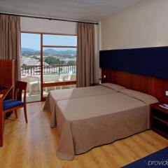 Отель Alua Hawaii Ibiza сейф в номере