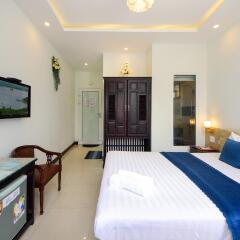 Отель Flame Flowers Homestay комната для гостей фото 2