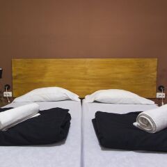 Отель Break N Bed Испания, Барселона - отзывы, цены и фото номеров - забронировать отель Break N Bed онлайн комната для гостей фото 4