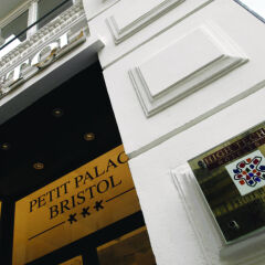 Отель Petit Palace Plaza de la Reina Валенсия в номере