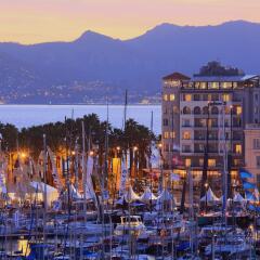 Отель Radisson Blu 1835 Hotel & Thalasso, Cannes Франция, Канны - 2 отзыва об отеле, цены и фото номеров - забронировать отель Radisson Blu 1835 Hotel & Thalasso, Cannes онлайн городской автобус