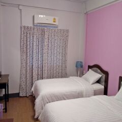 Отель Baan Phraeng Poshtel Bangkok Бангкок комната для гостей фото 3