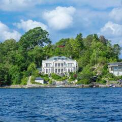 Отель Villa Charlotte Берген приотельная территория