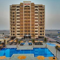 City Stay Beach Hotel Apartments бассейн фото 2