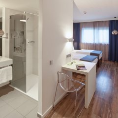 Отель roomz Graz Австрия, Грац - 1 отзыв об отеле, цены и фото номеров - забронировать отель roomz Graz онлайн ванная