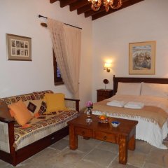 Nikis House in Agios Athanasios, Cyprus from 88$, photos, reviews - zenhotels.com guestroom photo 3
