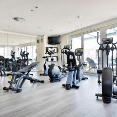 Отель Radisson Blu Hamburg Airport Гамбург фитнесс-зал фото 4