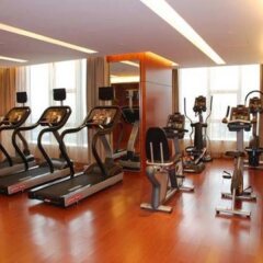 Hangzhou Haiwaihai Crown Hotel фитнесс-зал фото 4