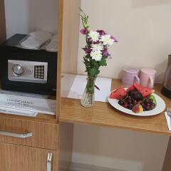 Taksim Maxwell Hotel сейф в номере