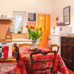 Отель Old Town Classic 2 BR Beach Parking фото 9