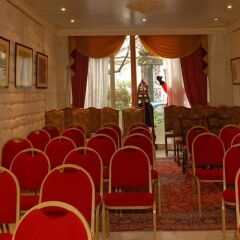 Familia Hotel