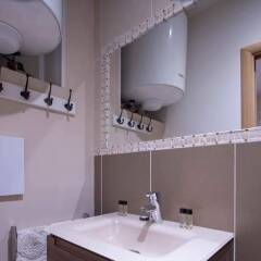 Отель Bateguier One bedroom Cannes ванная фото 2