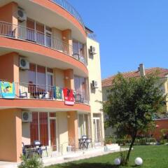Family Hotel Deja Vu Равда фото 8