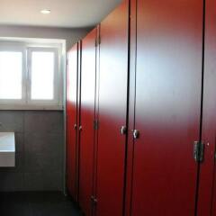 Lisbon Forever Hostel сейф в номере