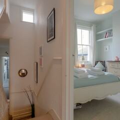 Отель Beautiful 1 Bedroom Flat in Stoke Newington комната для гостей фото 2