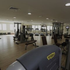 Cassells Al Barsha Hotel by IGH фитнесс-зал