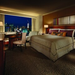 Отель Mandalay Bay Resort And Casino фото 3